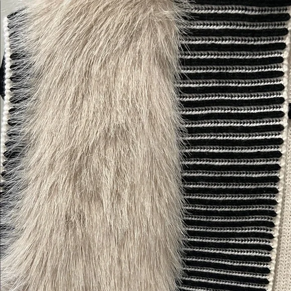 Banana Republic Black and White Striped Vest with Faux Fur - Picture 2 of 4